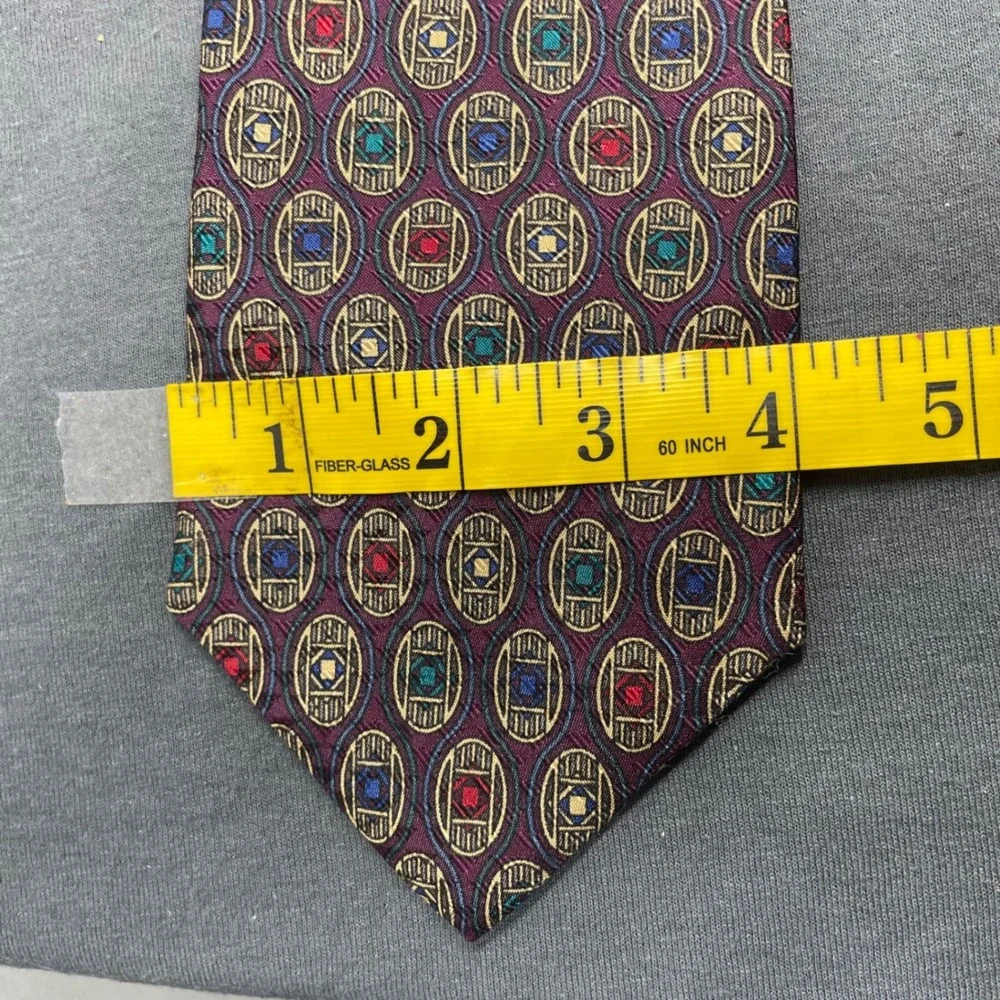 Chaps Ralph Lauren Men Tie Silk Geometric Medallion Burgundy OS Vintage Classic